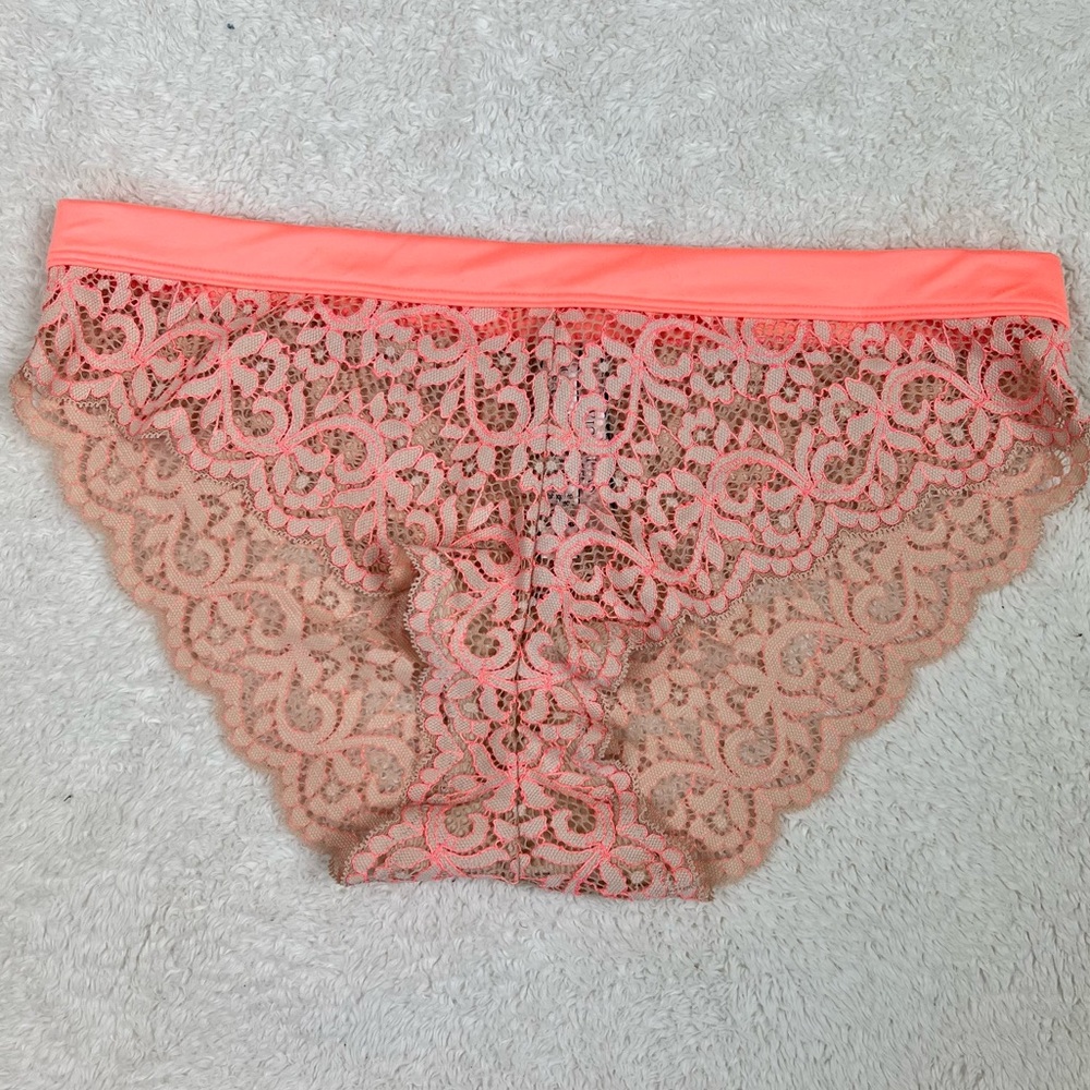 Victoria’s Secret Lacy Coral Orange Bikini Panties Medium